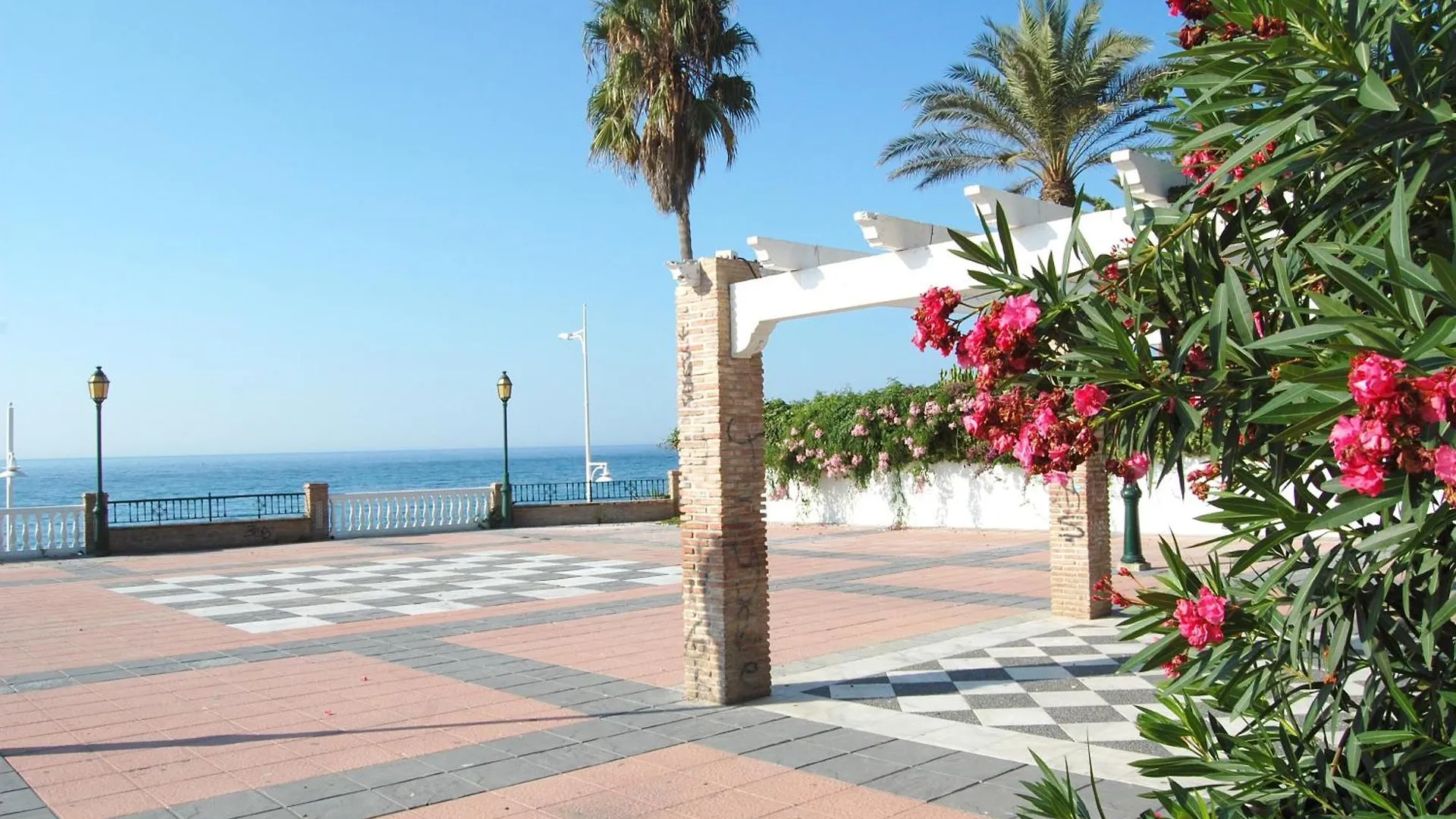 Fuentes De Nerja Top Floor Nice Sea Views Apartment