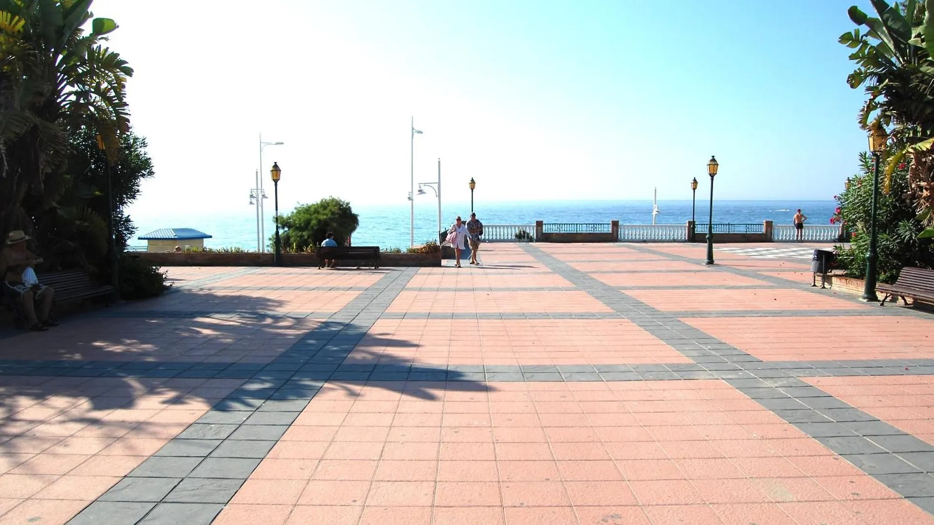 Fuentes De Nerja Top Floor Nice Sea Views
